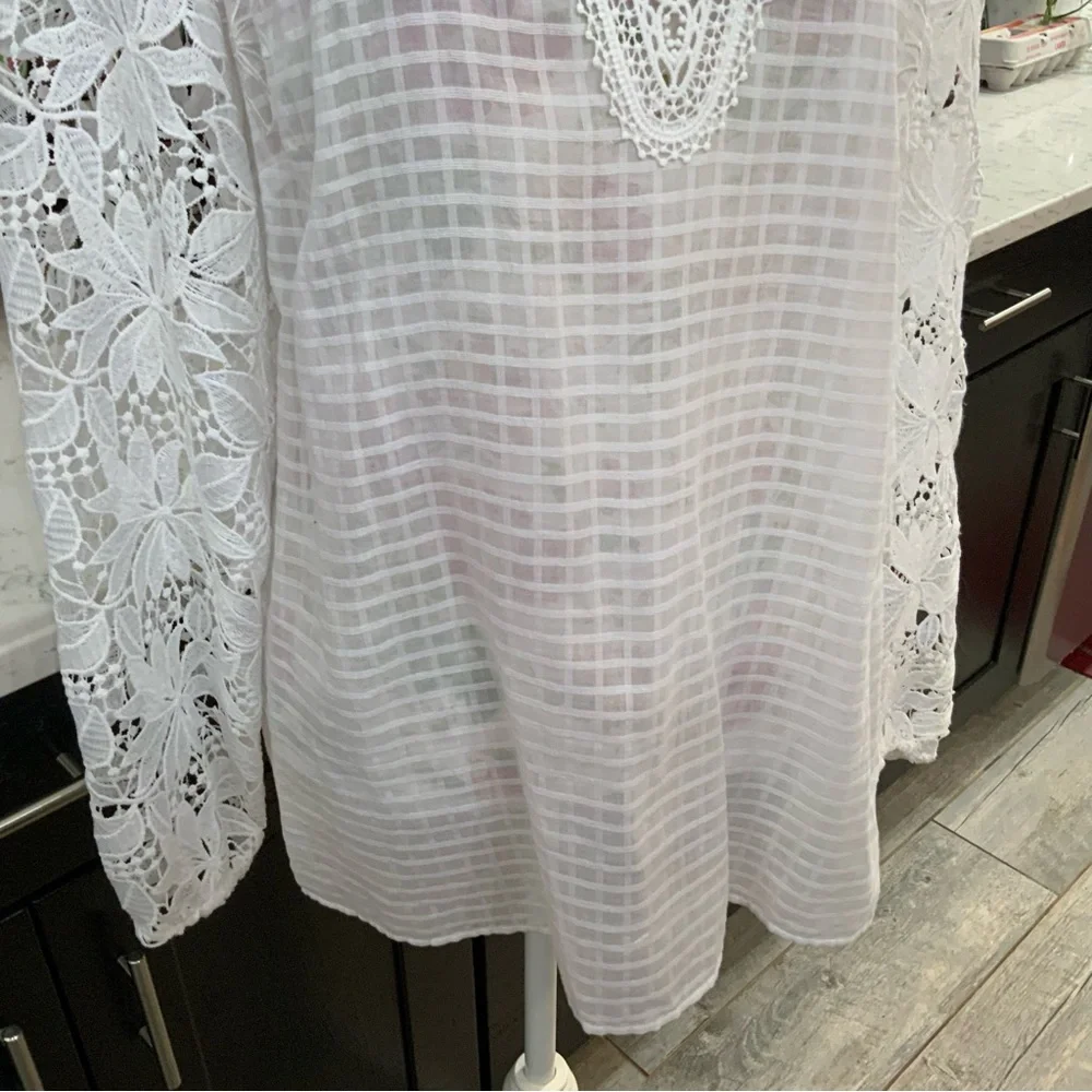 Chico's Sz Large Tunic White Lace Sheer Floral Cut Out Long Sleeve Side Slit New